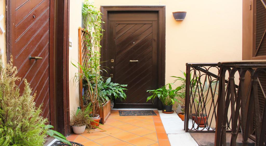 Rome Accommodation Екстер'єр фото