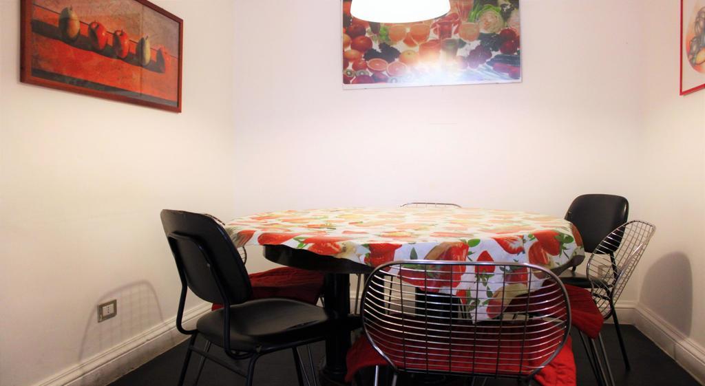 Rome Accommodation Екстер'єр фото